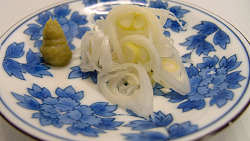 Wasabi and chopped negi 