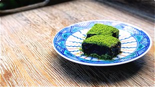 Sake Ganache with Matcha