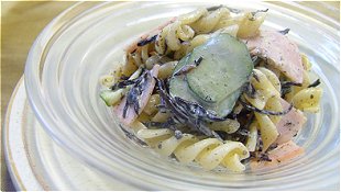 Fusilli & Hijiki Salad