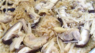 Japanese-Style Chicken Paella