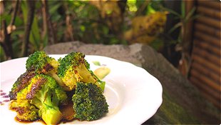 Seared Broccoli with Soy Sauce