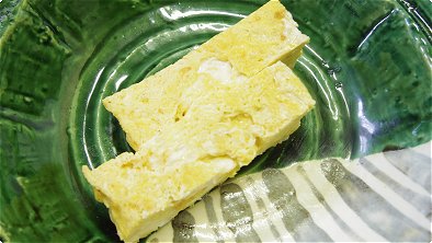 Rolled Omelet with Soup Stock