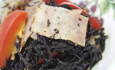 Bēkon to papurika no hijikini