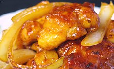 Tori-niku to tamanegi no amazu-shōyu-itame