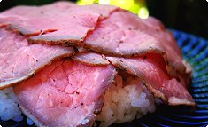 Rōsuto-bīfu chirashi-zushi