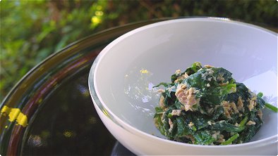 Spinach & Tuna with Sesame Seeds & Mayonnaise