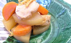 Daikon, ninjin to toriniku no nimono